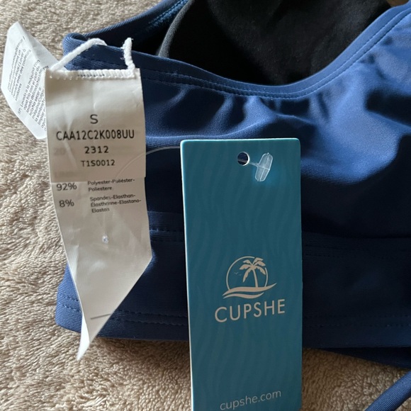 NWT Cupshe Women’s Swimsuit Top V Neck Triangle Wide Straps Cross Back Lace Up S - Picture 9 of 10